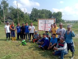 Keren !!! Kepala Desa Sekar Biru Ajak Masyarakatnya Gotong Royong