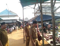 Menjelang Hari Raya Idul Adha Camat Parittiga Melakukan Peninjauan Pasar