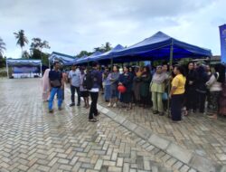 Ada Apa Warga Parit Padang Geruduk Kantor Lurah 